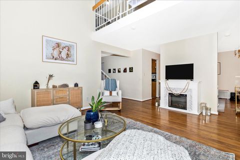 Tiny photo for 9409 Chatteroy Place, MONTGOMERY VILLAGE, MD 20886 (MLS # MDMC2231382)