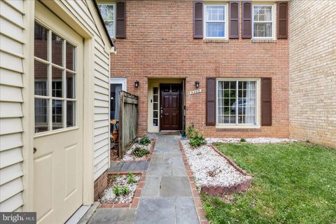 Tiny photo for 9409 Chatteroy Place, MONTGOMERY VILLAGE, MD 20886 (MLS # MDMC2231382)