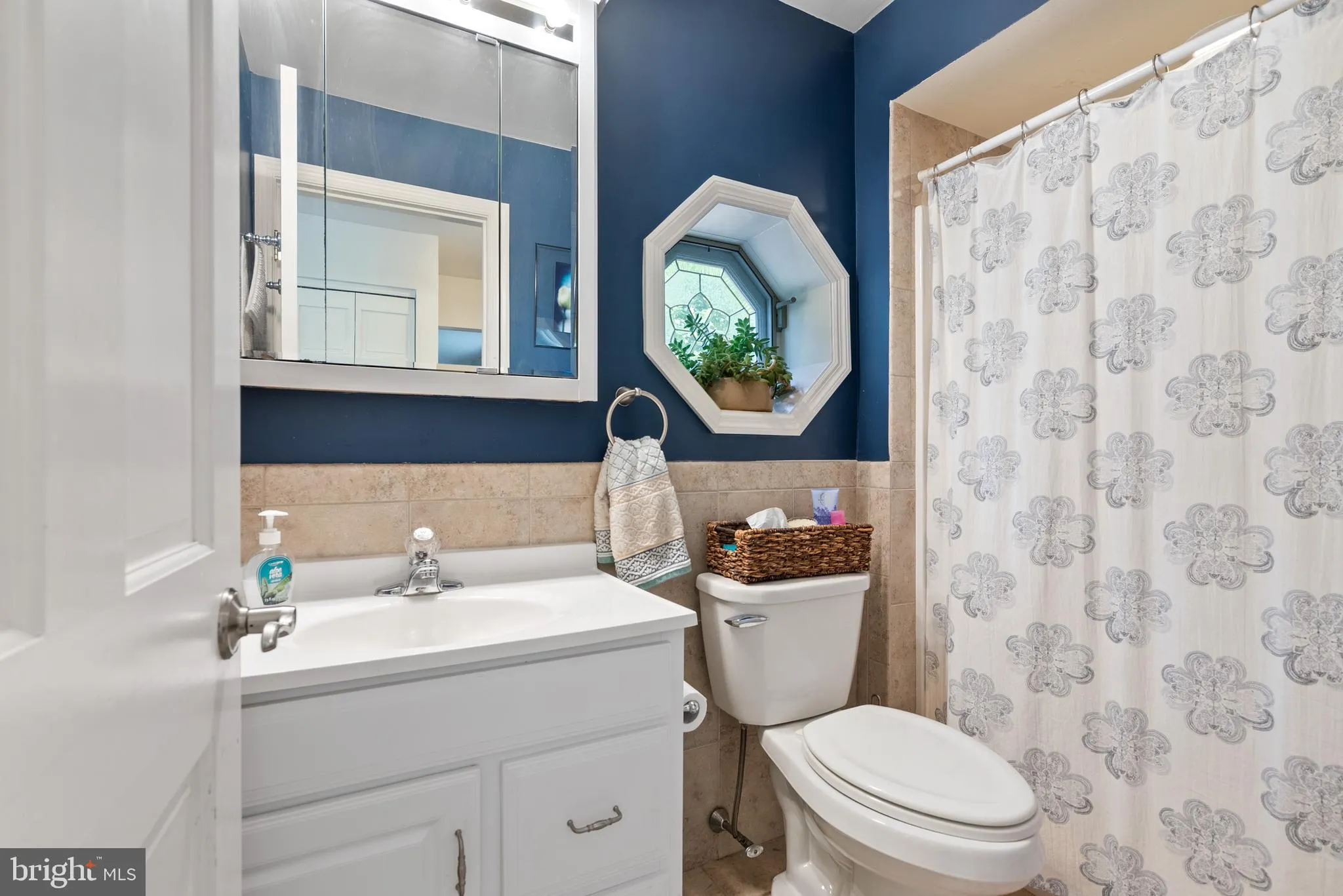 Springfield, Pennsylvania 19064, United States, 3 Bedrooms Bedrooms, ,3 BathroomsBathrooms,Residential,Active,139330