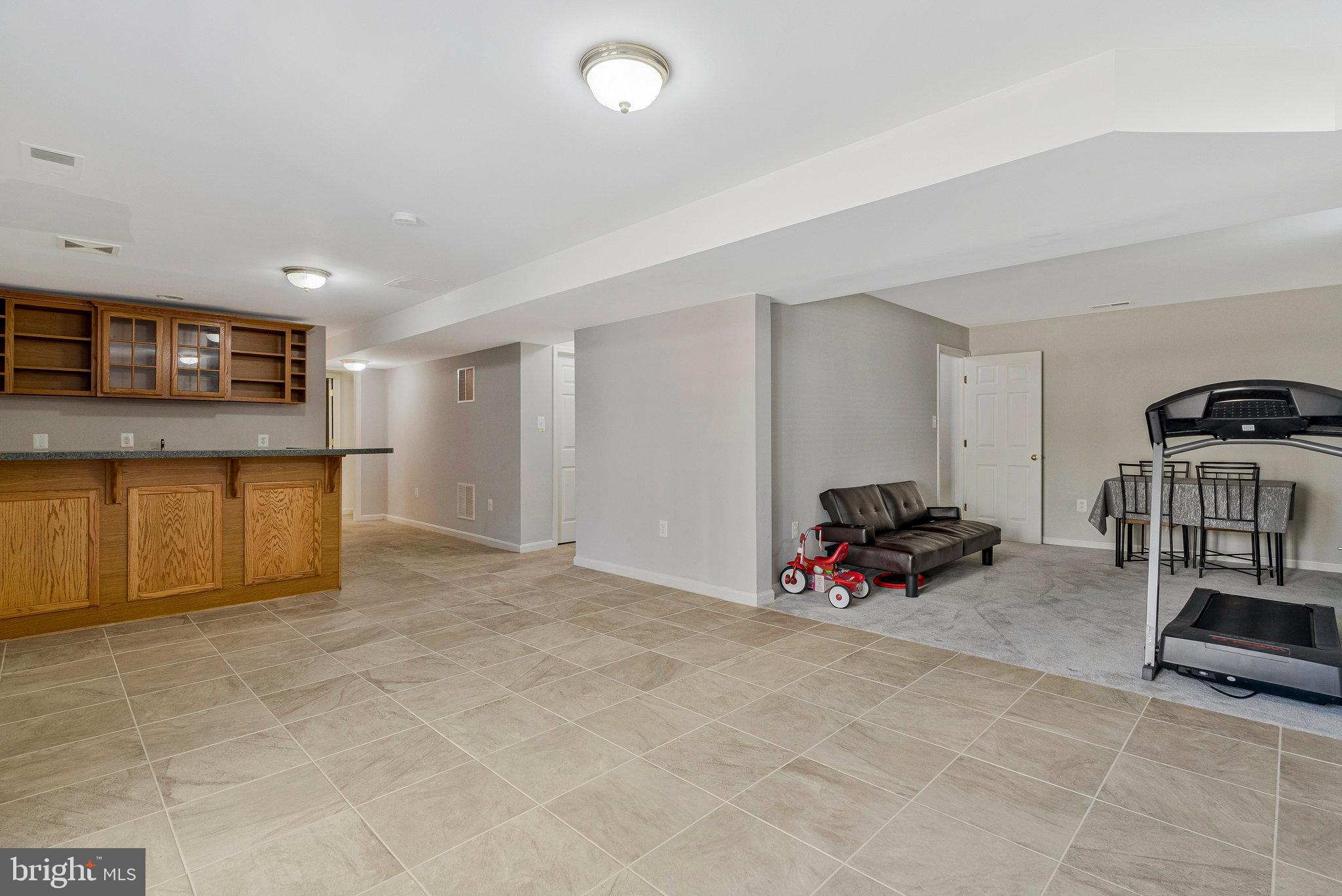 ASHBROOK - Residential Lease