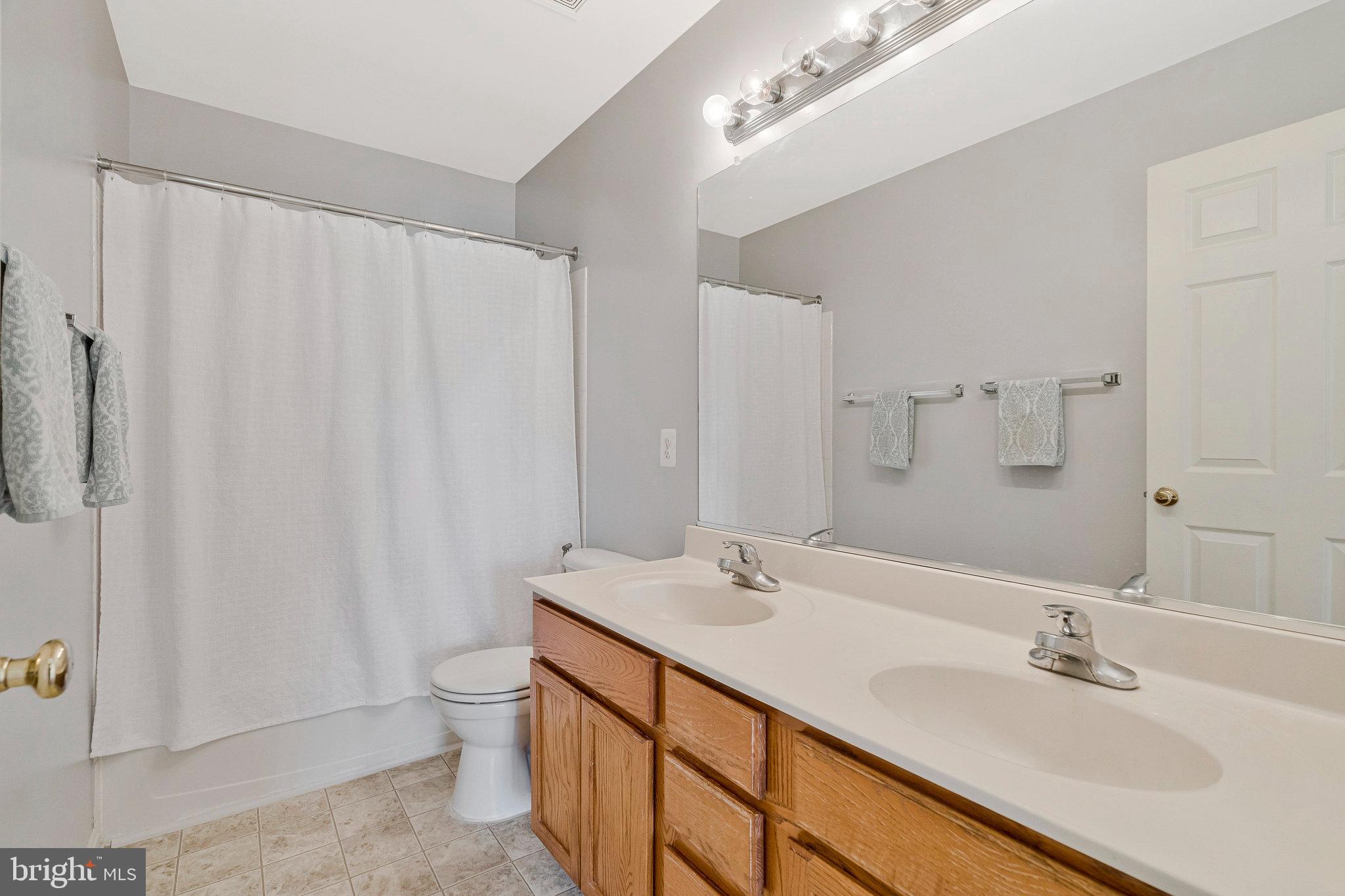 ASHBROOK - Residential Lease