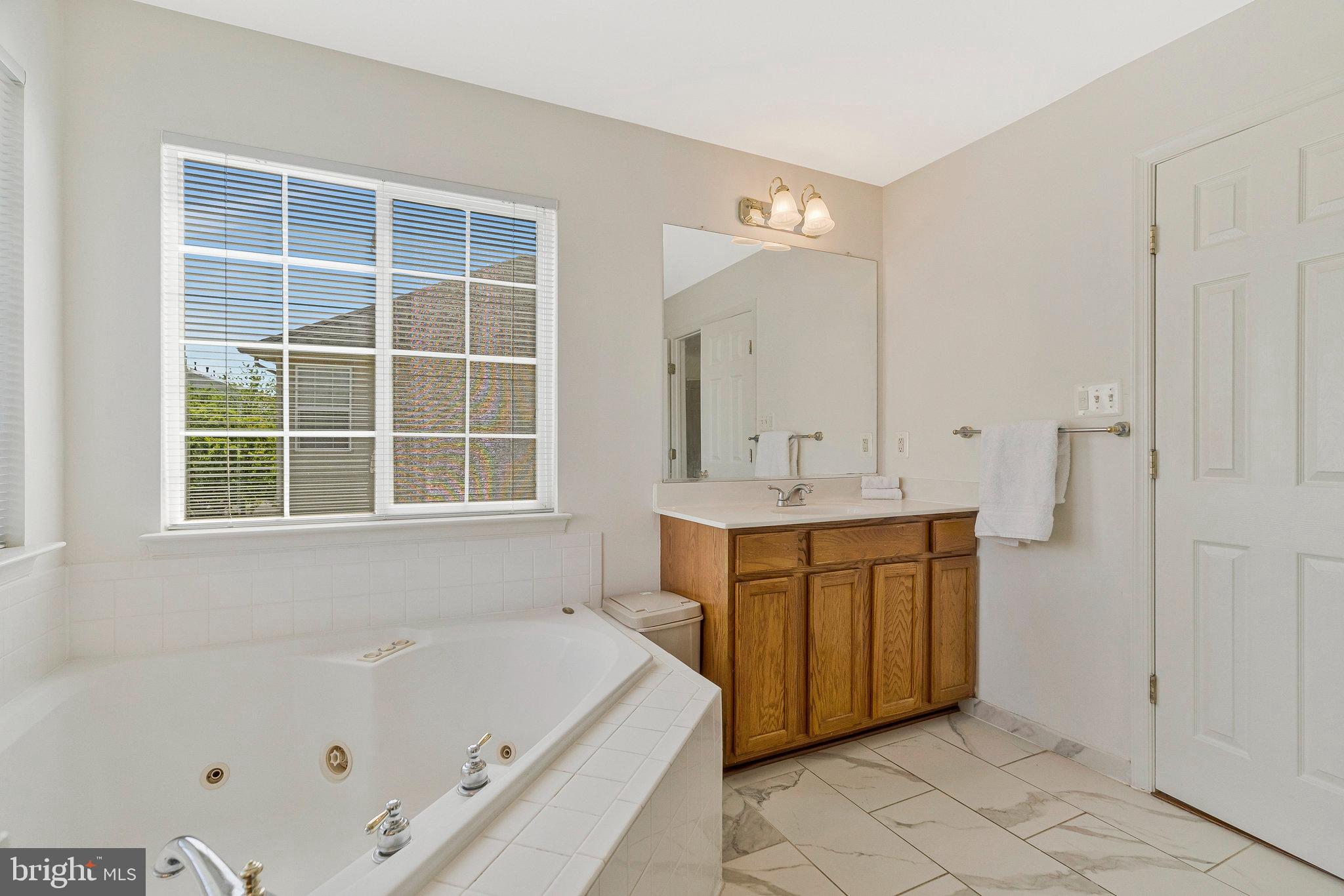 ASHBROOK - Residential Lease