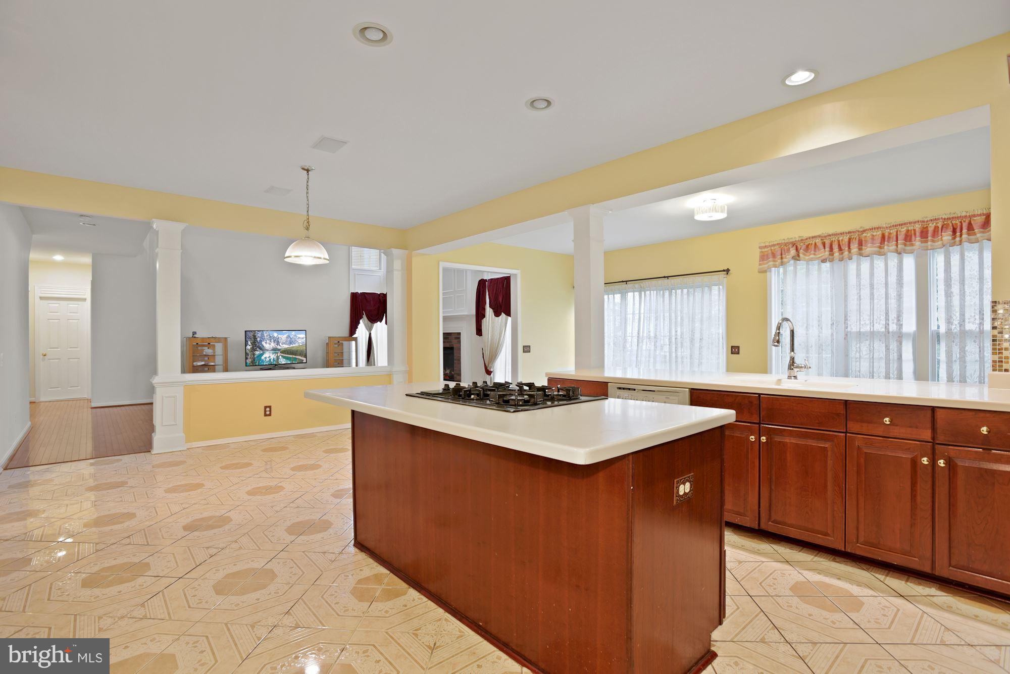 OAKMILL - Residential Lease