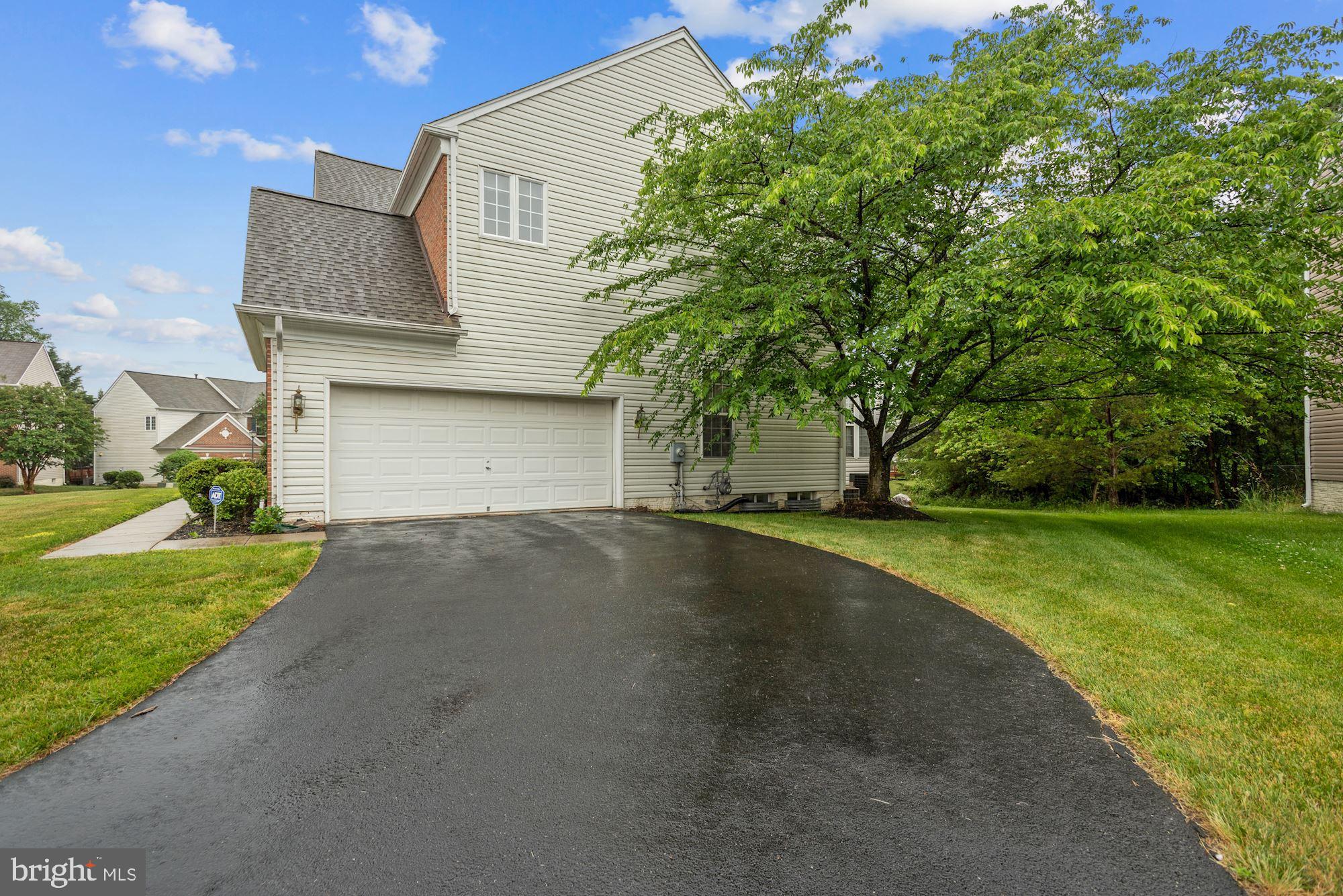 OAKMILL - Residential Lease