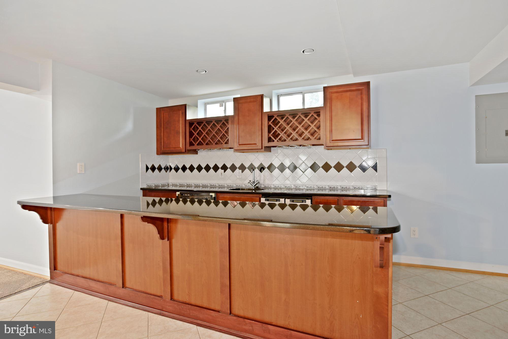 OAKMILL - Residential Lease