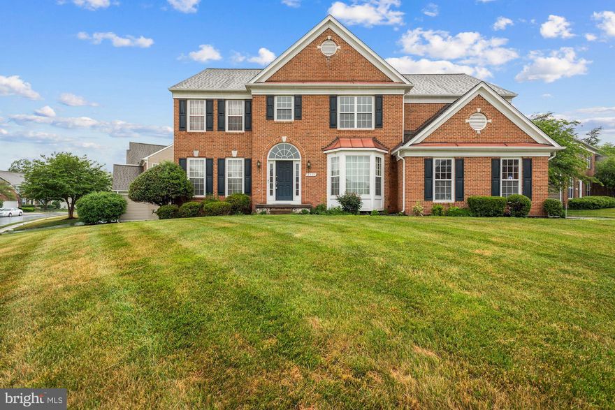 Beautiful 4-bedroom, 4 full bath, 1 half bath single family home located in the highly sought after Oakhill subdivision. This home features hardwood floors, a gourmet kitchen with cooktop, double oven, stainless steel refrigerator, and built-in microwave. Cozy fireplace, finished basement, and a 2-car side-loaded garage. Excellent location with easy access to Dulles Toll Road (Rt 267), Fairfax County Parkway, Dulles Airport, and the Silver Line Metro Station. Pets and smoking are not permitted. Available for occupancy starting 02/01/2026.