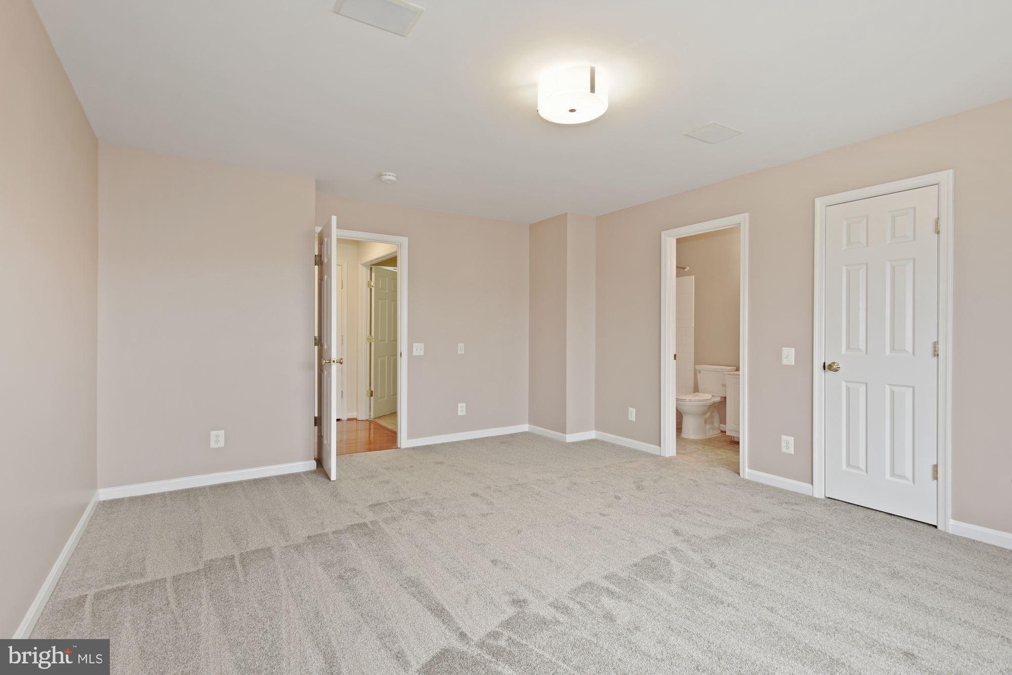 OAKMILL - Residential Lease