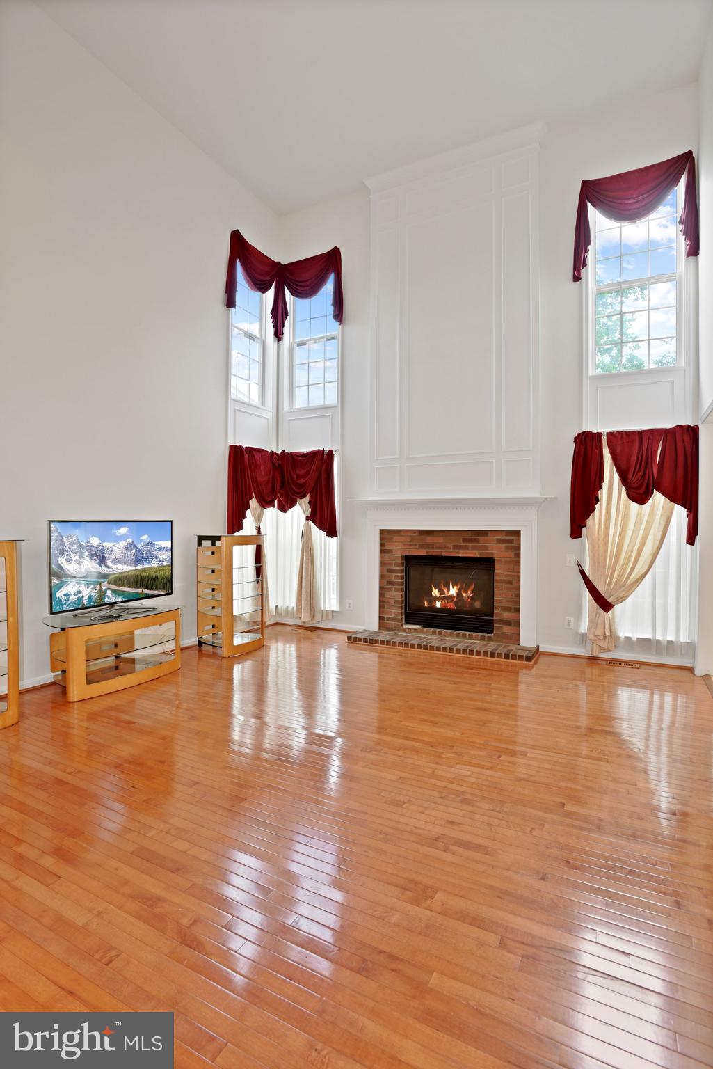 OAKMILL - Residential Lease