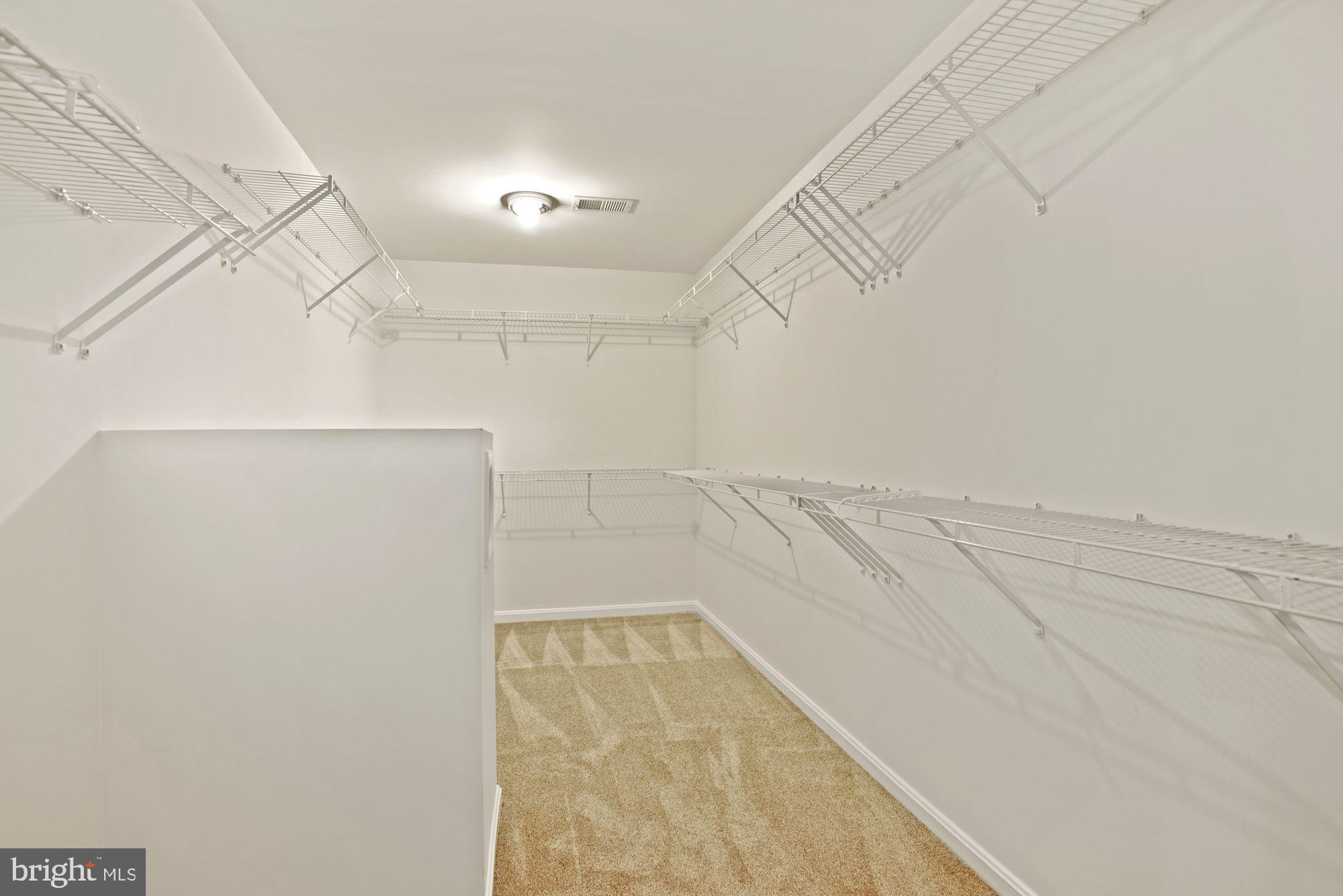 OAKMILL - Residential Lease