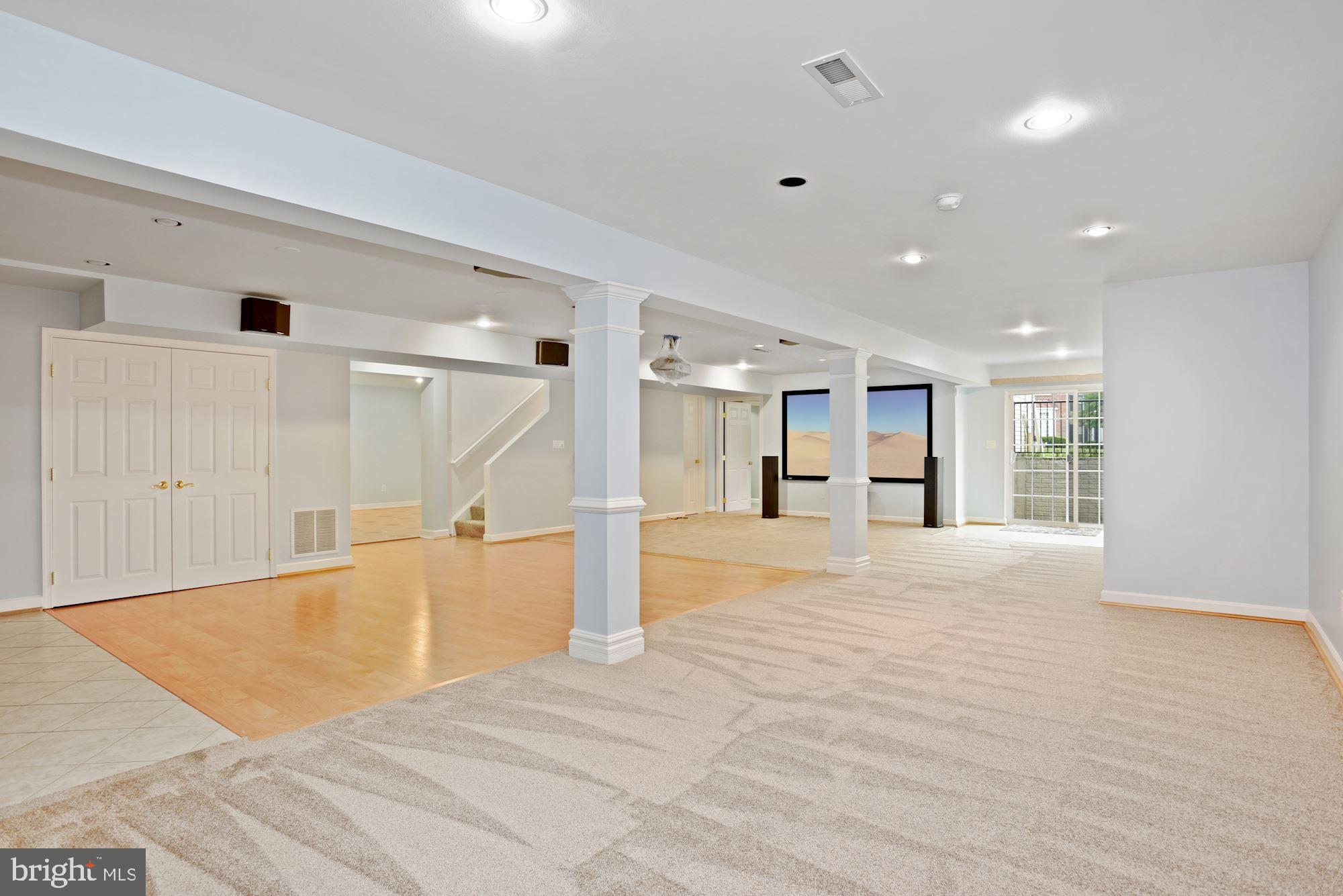 OAKMILL - Residential Lease