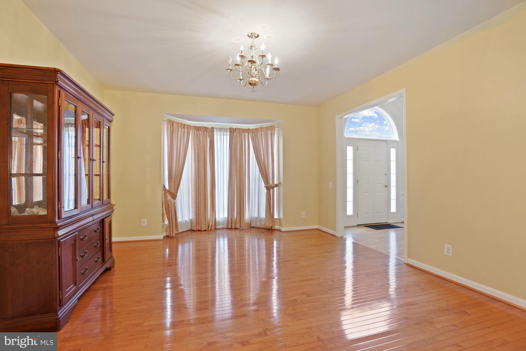 OAKMILL - Residential Lease