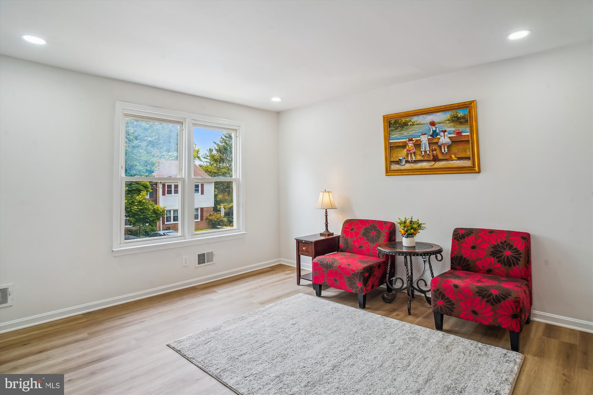 SHADY GROVE VILLAGE - Residential