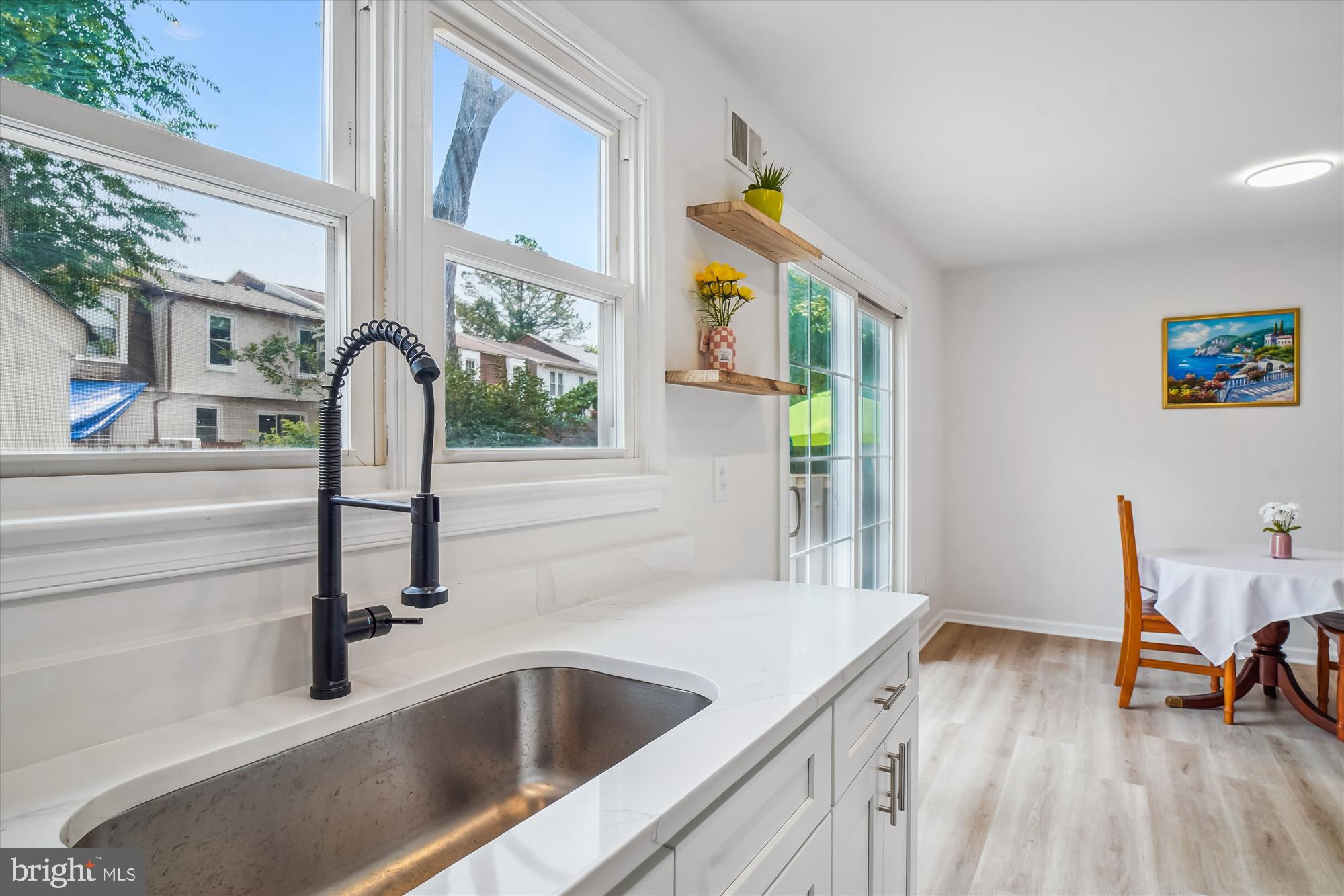 SHADY GROVE VILLAGE - Residential