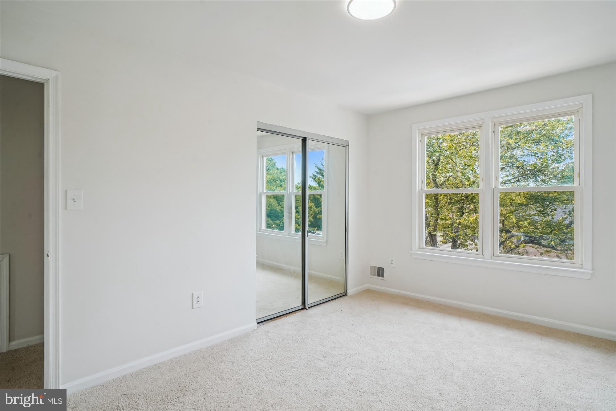 SHADY GROVE VILLAGE - Residential