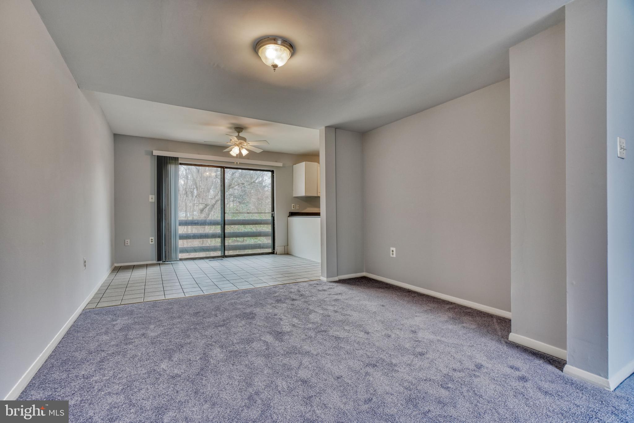 SEVEN COURTS - Residential