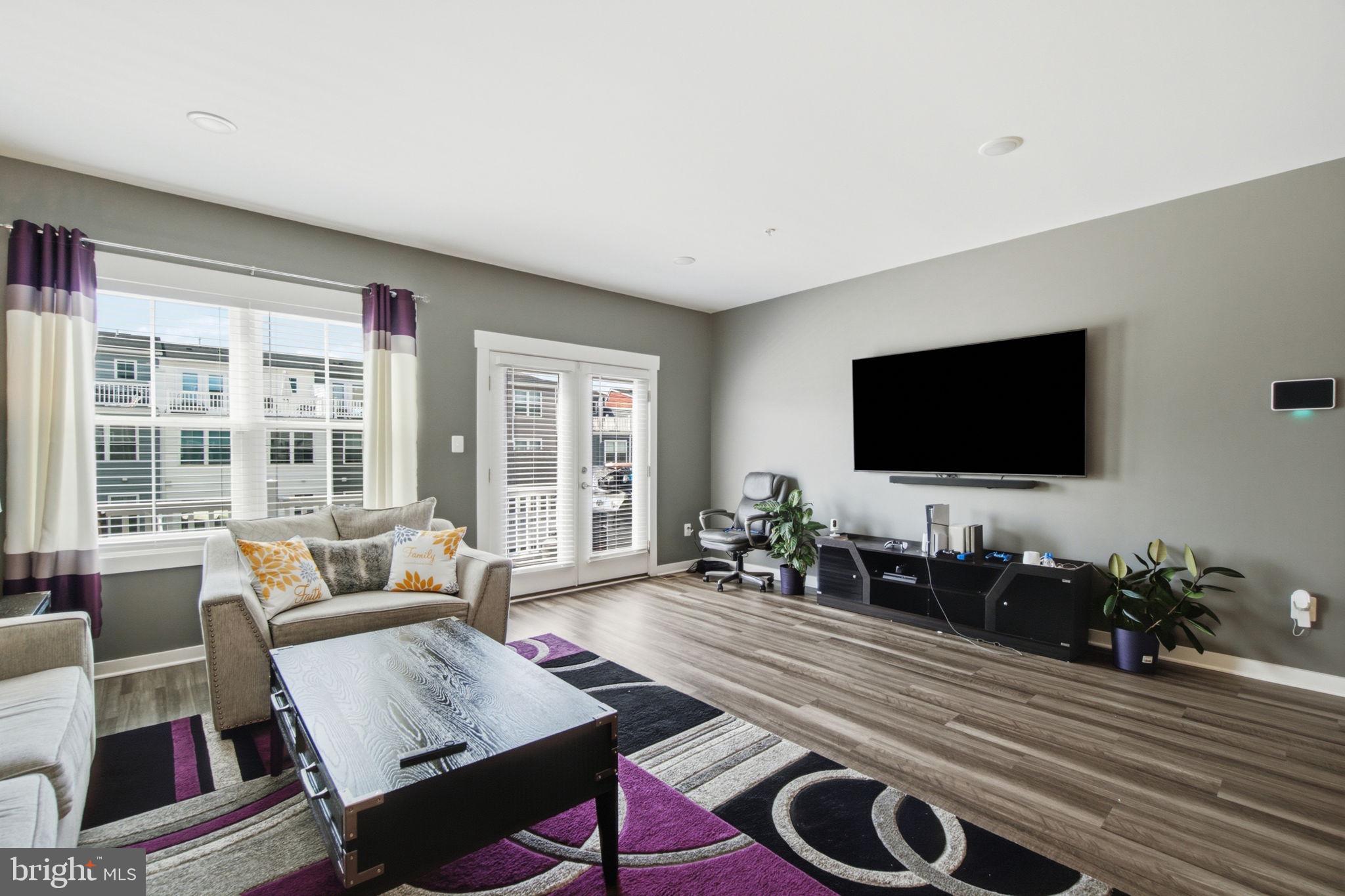 405 GILLESPIE DRIVE