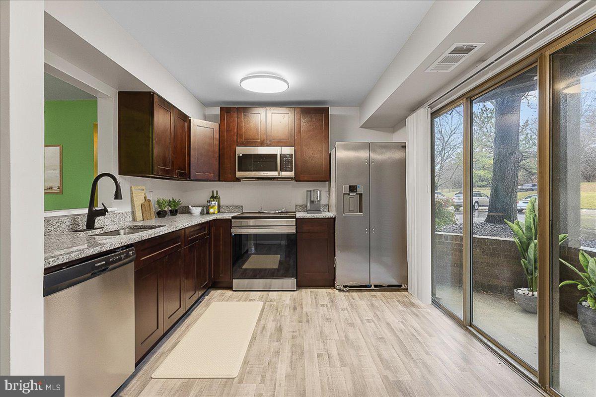 CHESAPEAKE HARBOUR - Residential