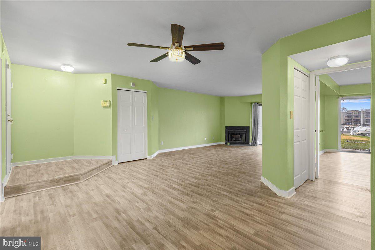 CHESAPEAKE HARBOUR - Residential