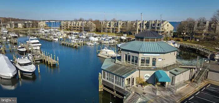 CHESAPEAKE HARBOUR - Residential