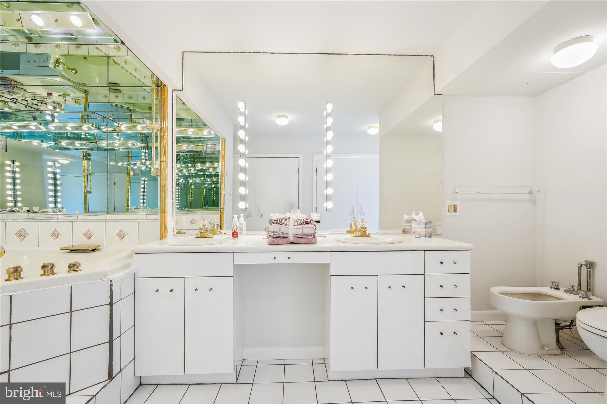 THE FORUM - Residential