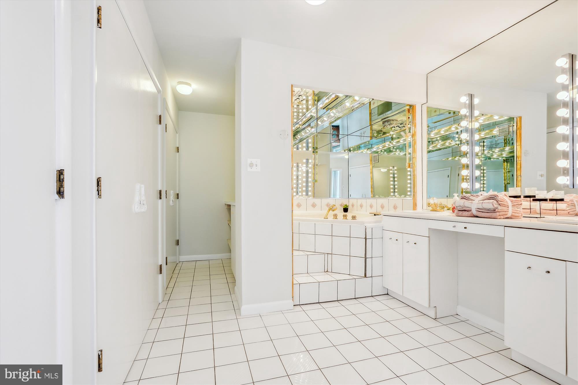 THE FORUM - Residential