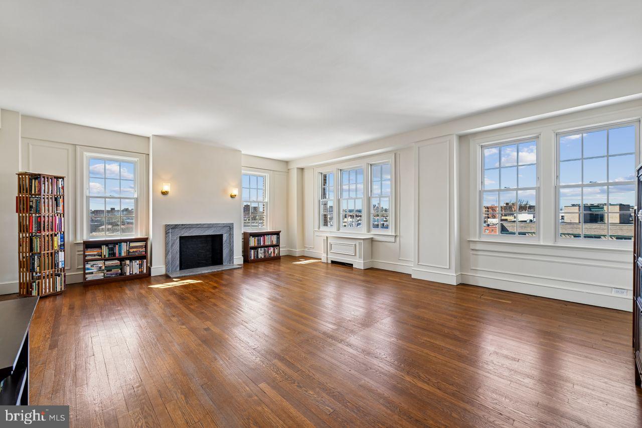 1661 CRESCENT PLACE NW 502