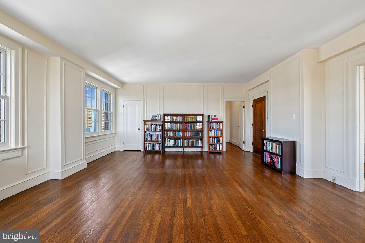 1661 CRESCENT PLACE NW 502