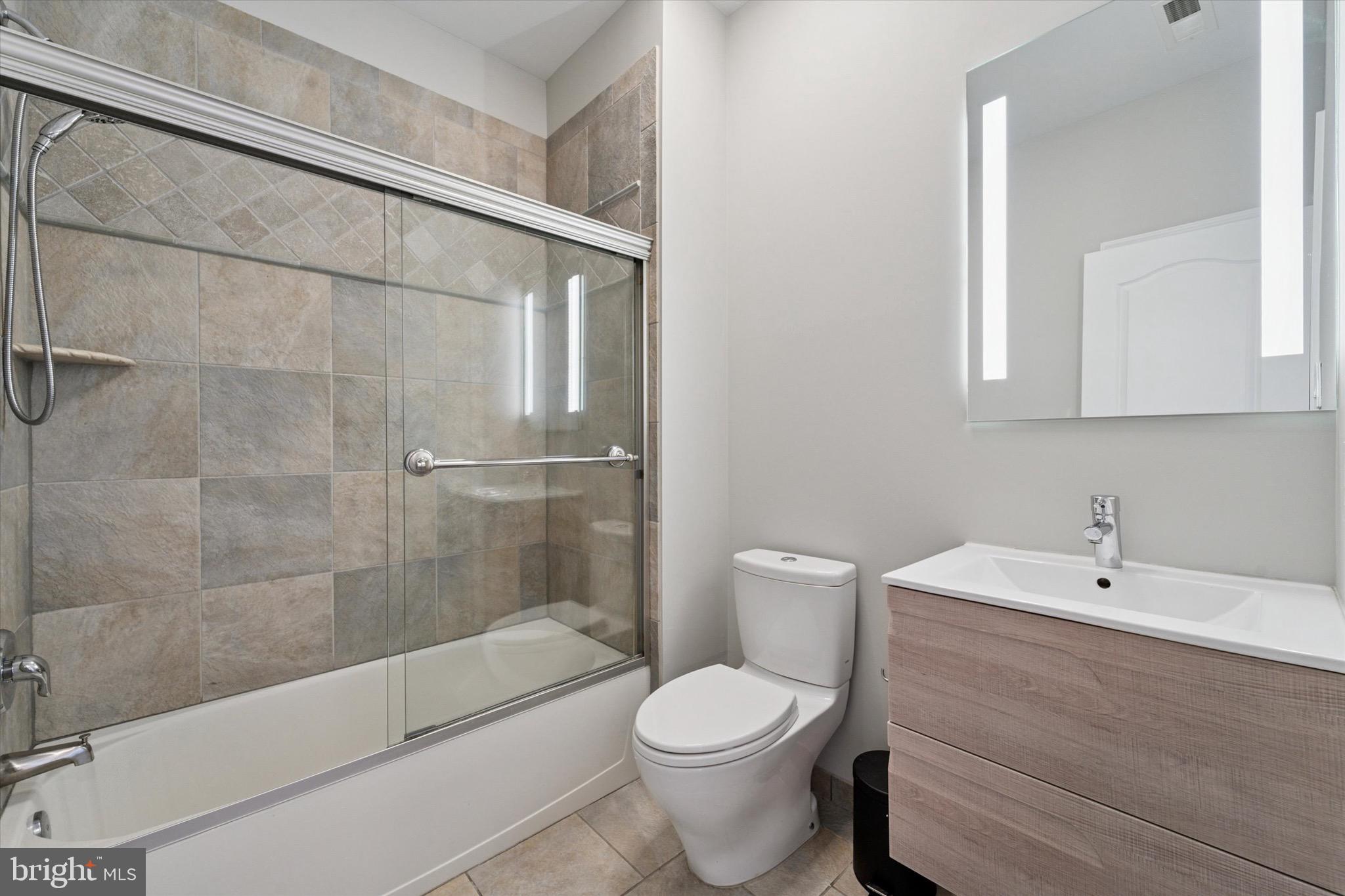 SOMERTON - Residential