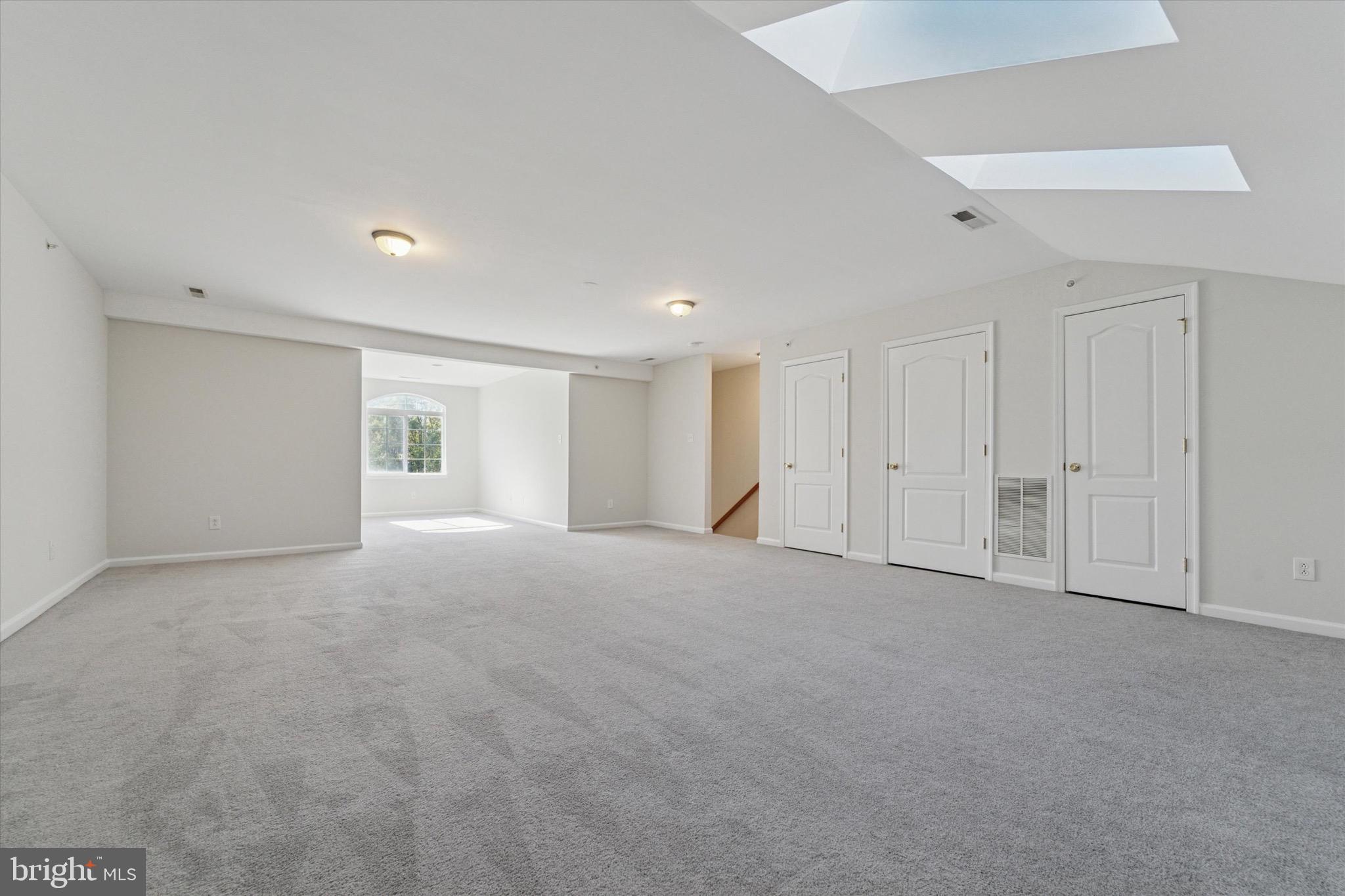 SOMERTON - Residential