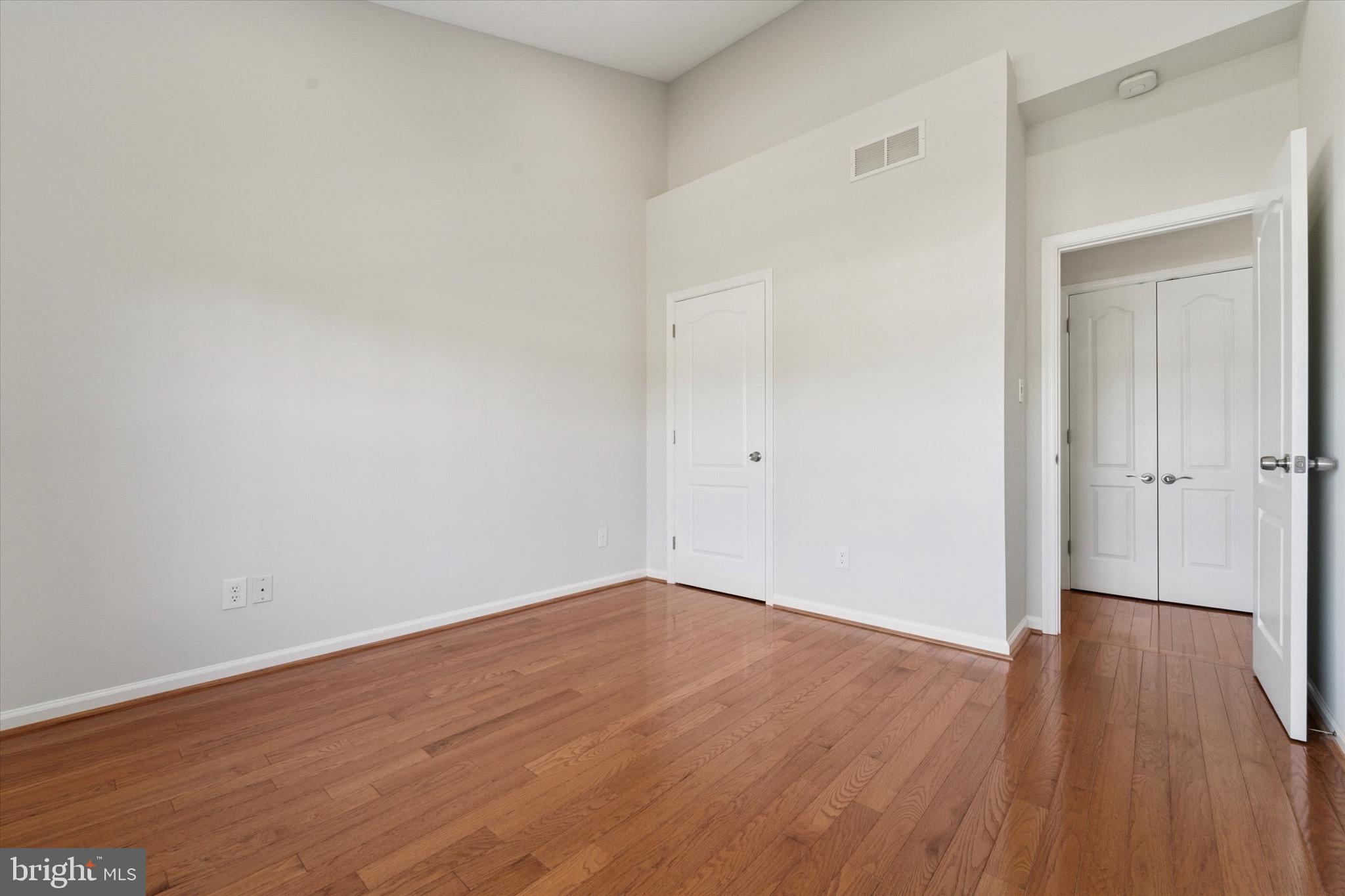 SOMERTON - Residential