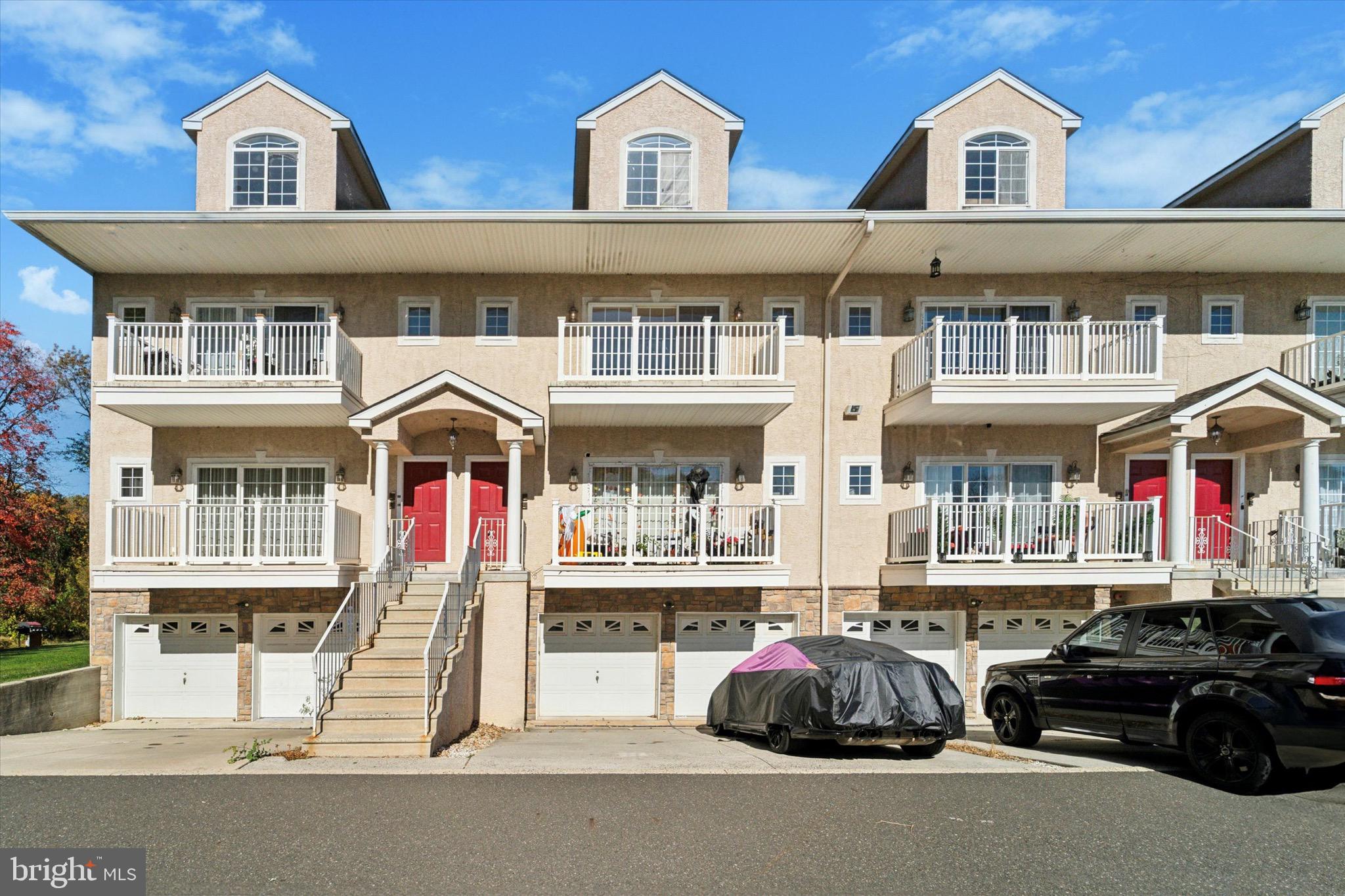 SOMERTON - Residential