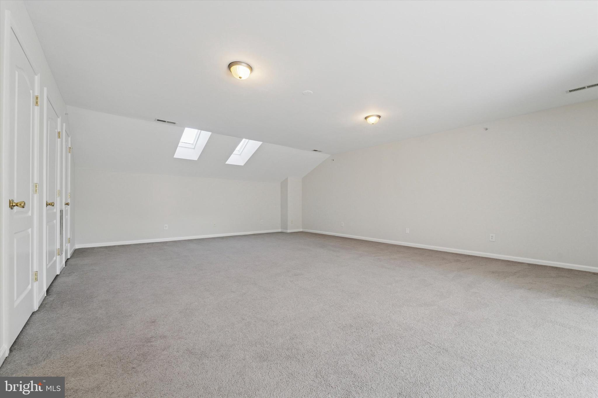 SOMERTON - Residential