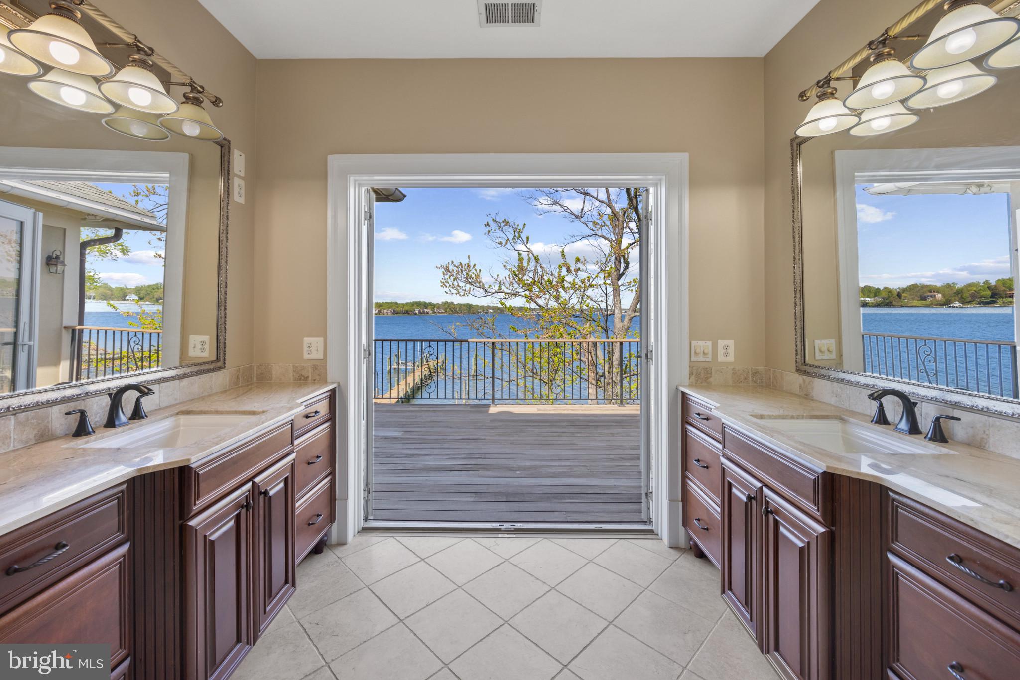 WILD ROSE SHORES - Residential