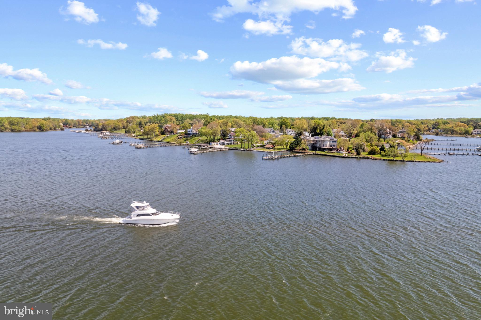 WILD ROSE SHORES - Residential