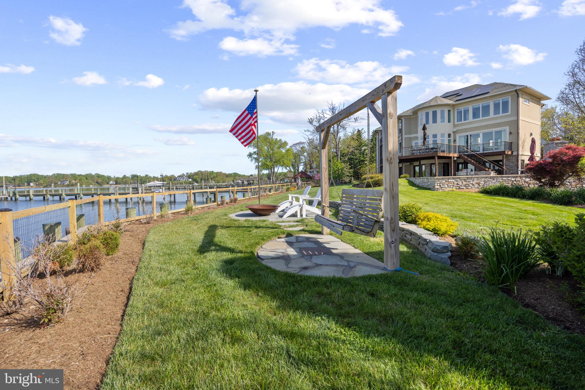 WILD ROSE SHORES - Residential