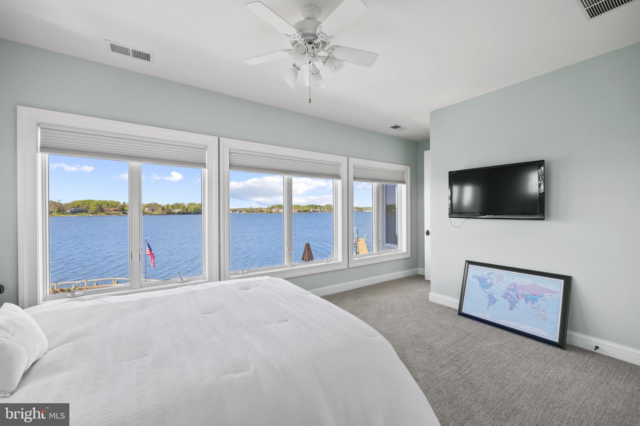 WILD ROSE SHORES - Residential