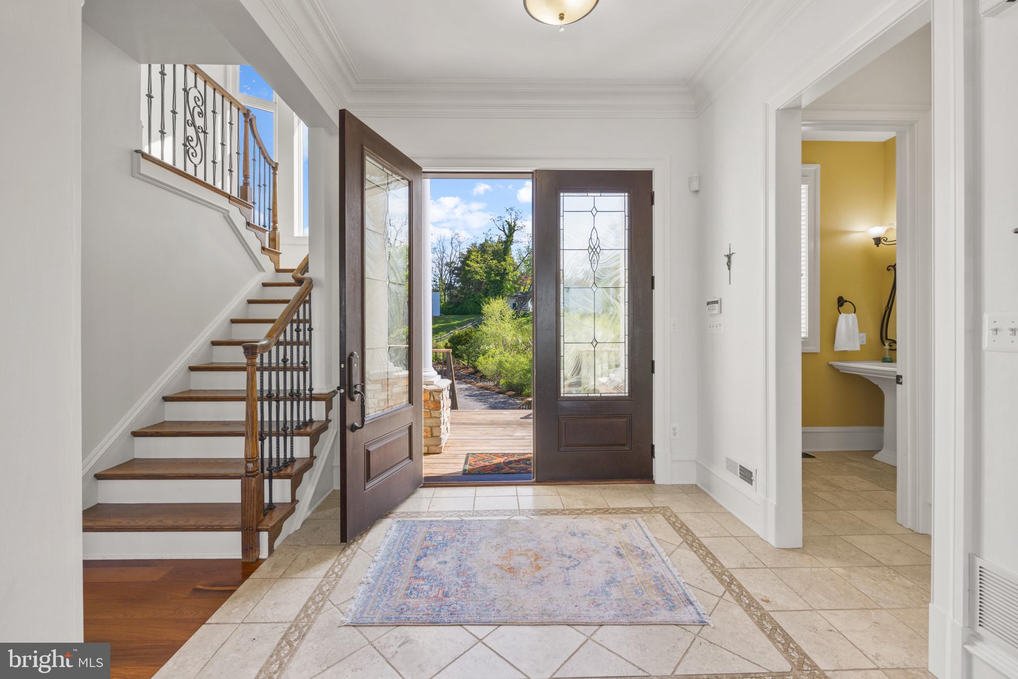 WILD ROSE SHORES - Residential