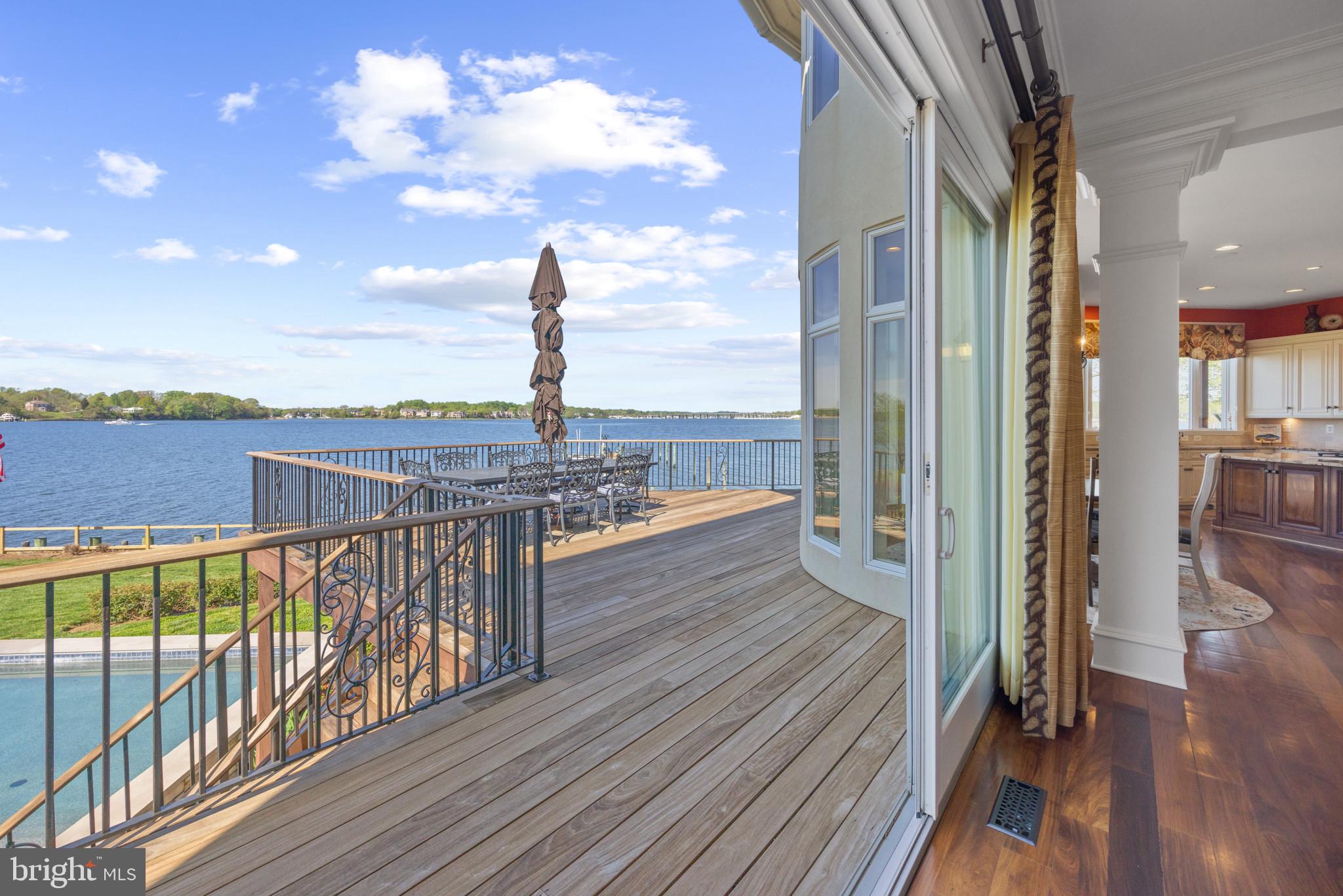 WILD ROSE SHORES - Residential