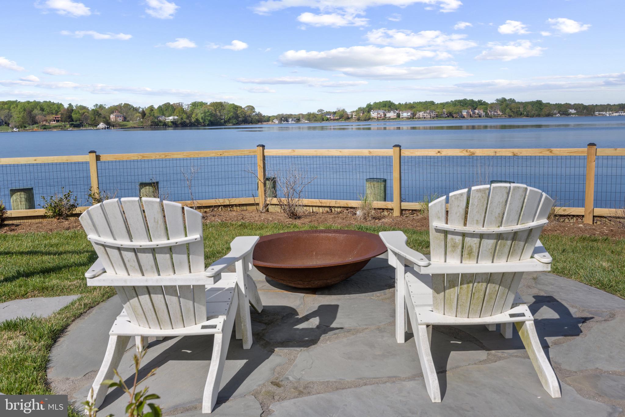 WILD ROSE SHORES - Residential