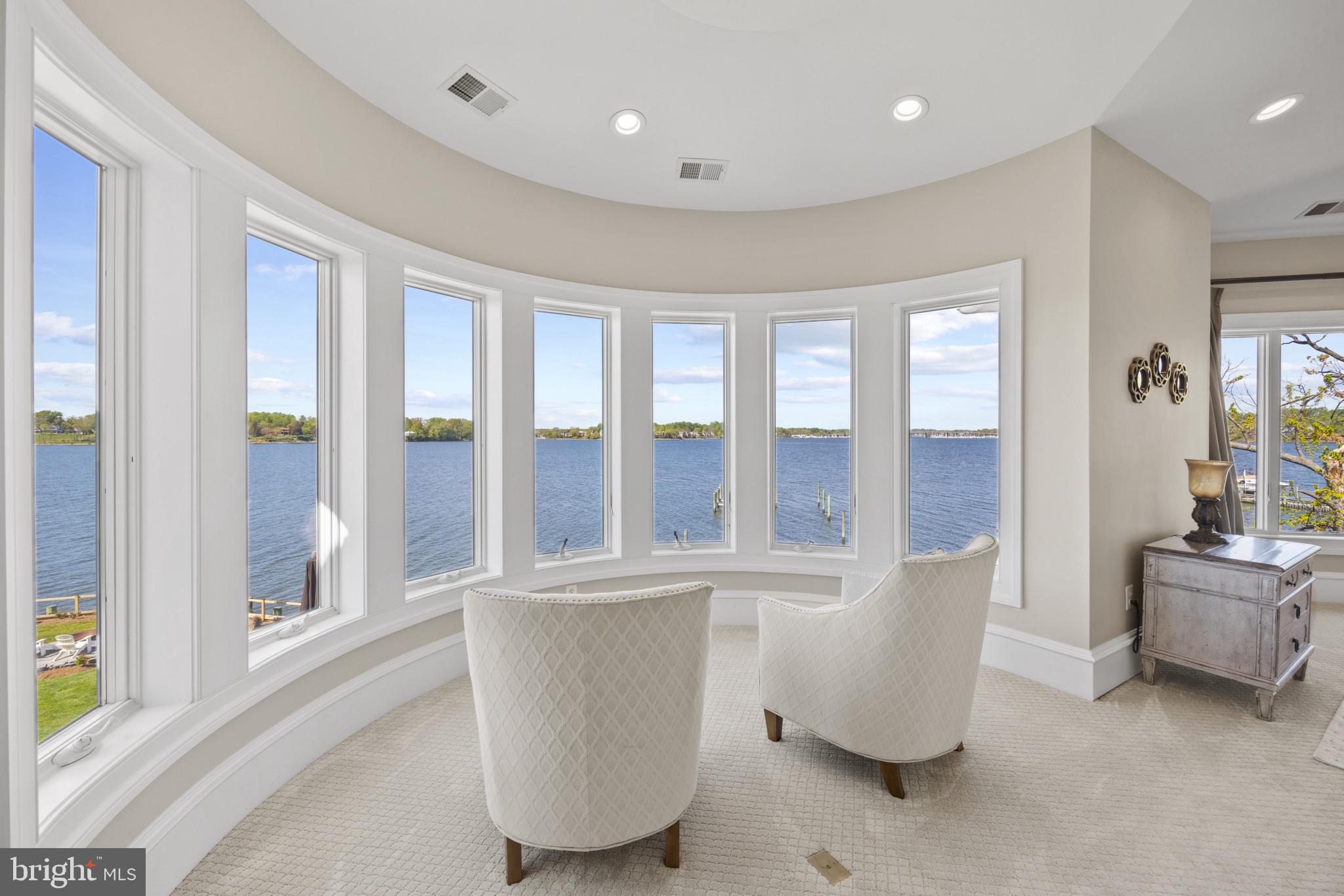 WILD ROSE SHORES - Residential