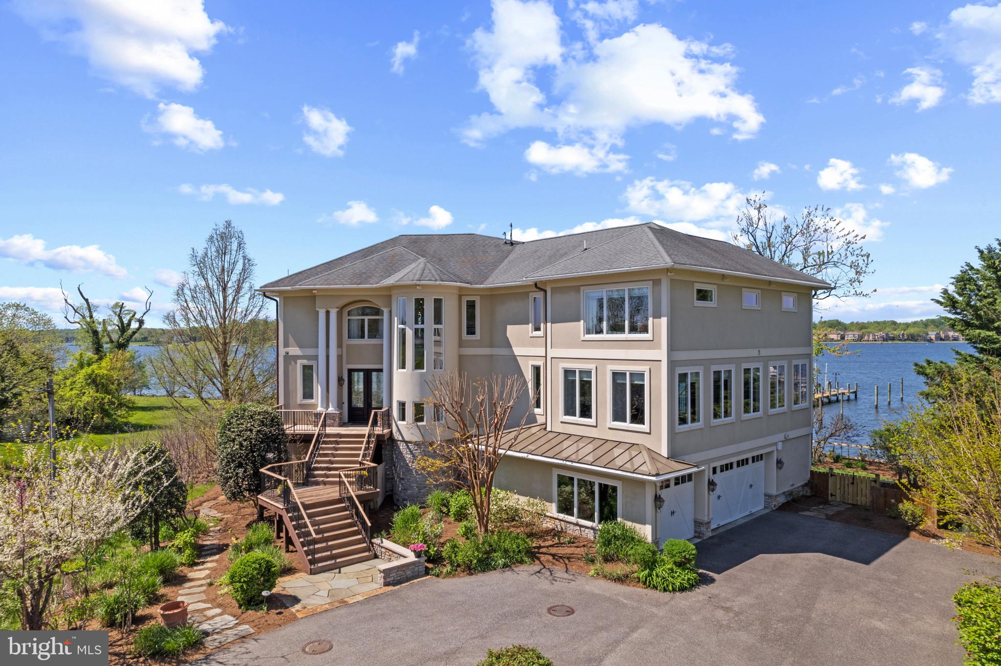 WILD ROSE SHORES - Residential