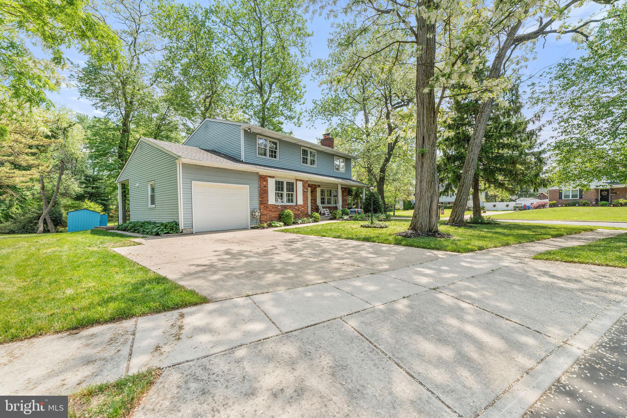 12 FARMHOUSE COURT