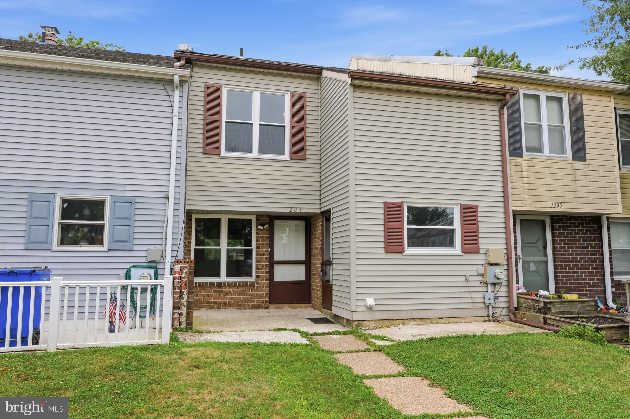 2231 MALTESE COURT