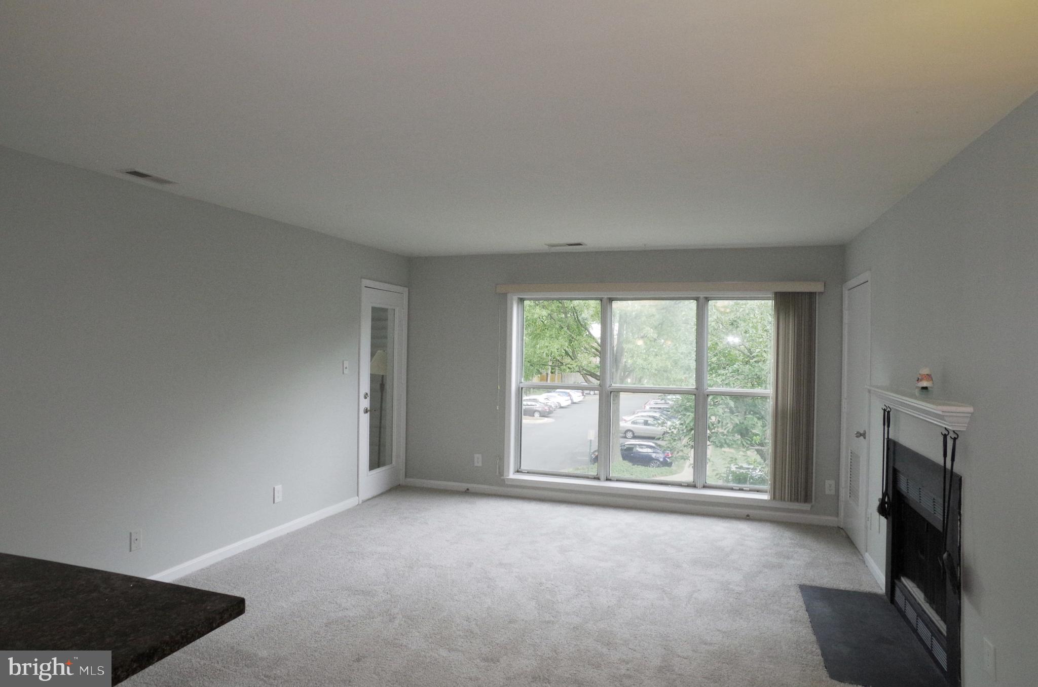 FOUR WINDS AT OAKTON - Residential Lease