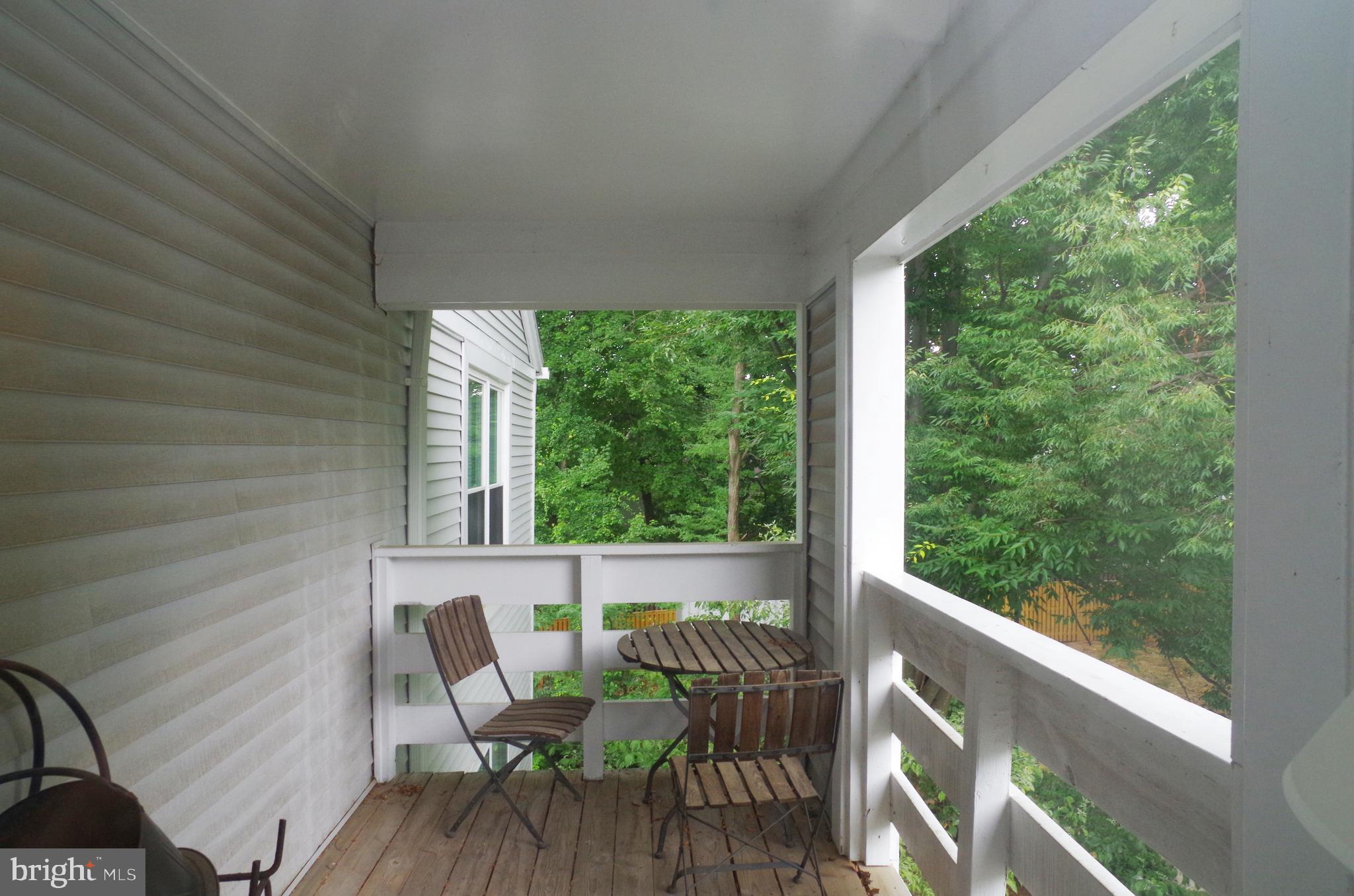 FOUR WINDS AT OAKTON - Residential Lease