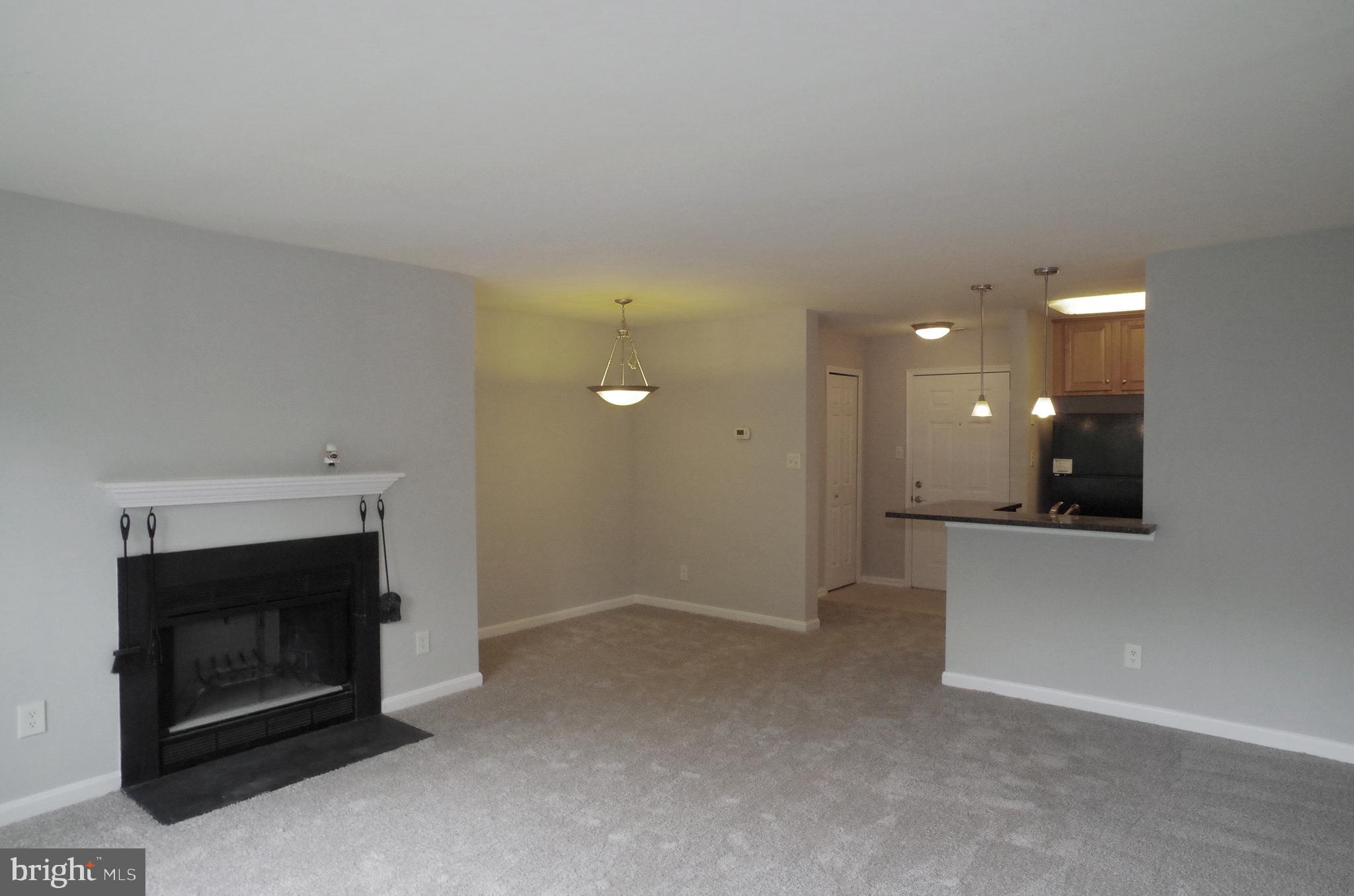 FOUR WINDS AT OAKTON - Residential Lease