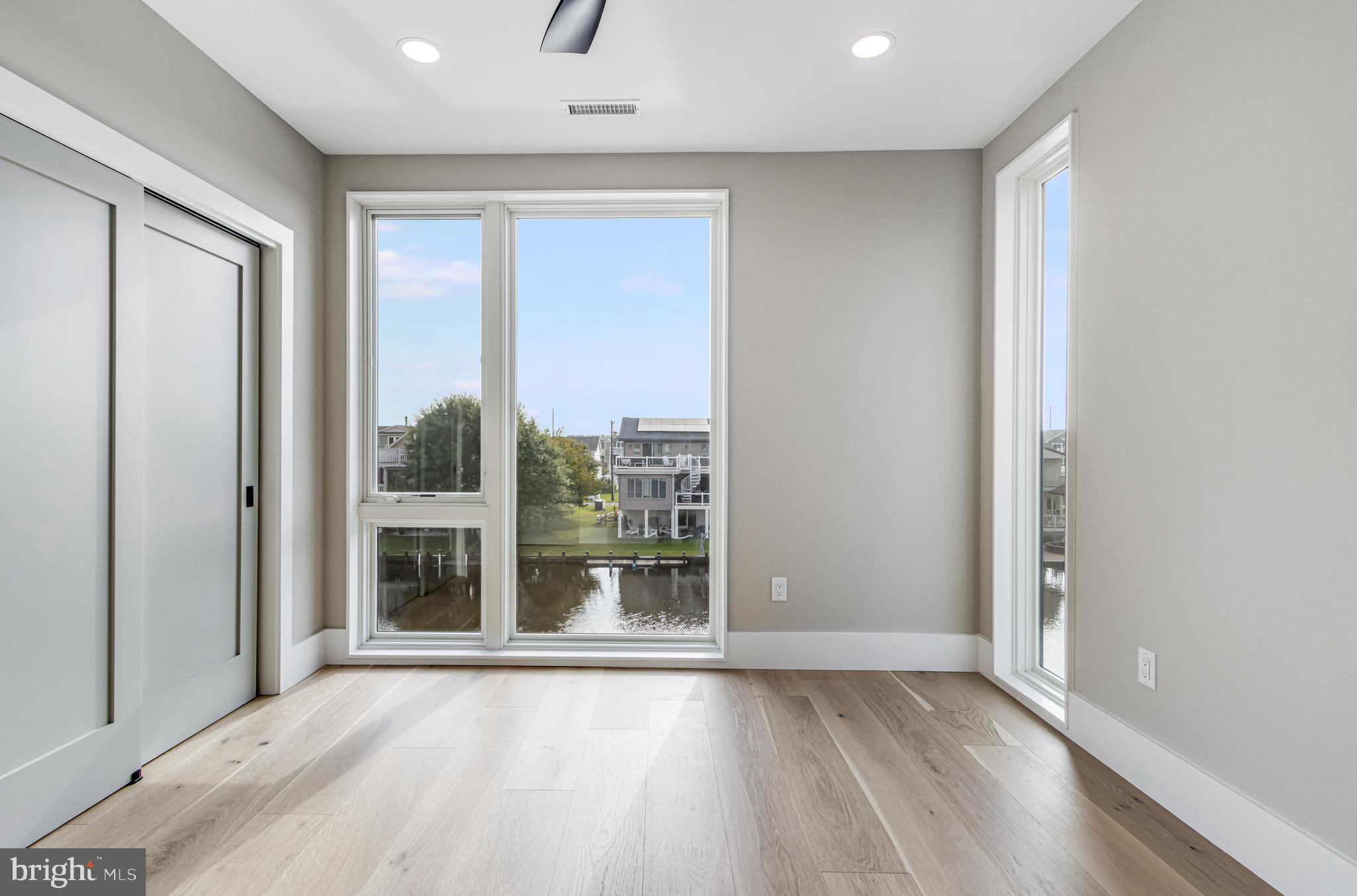 YORK BEACH - Residential