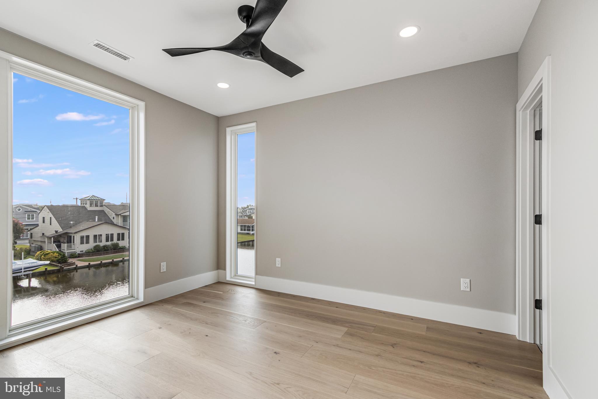 YORK BEACH - Residential