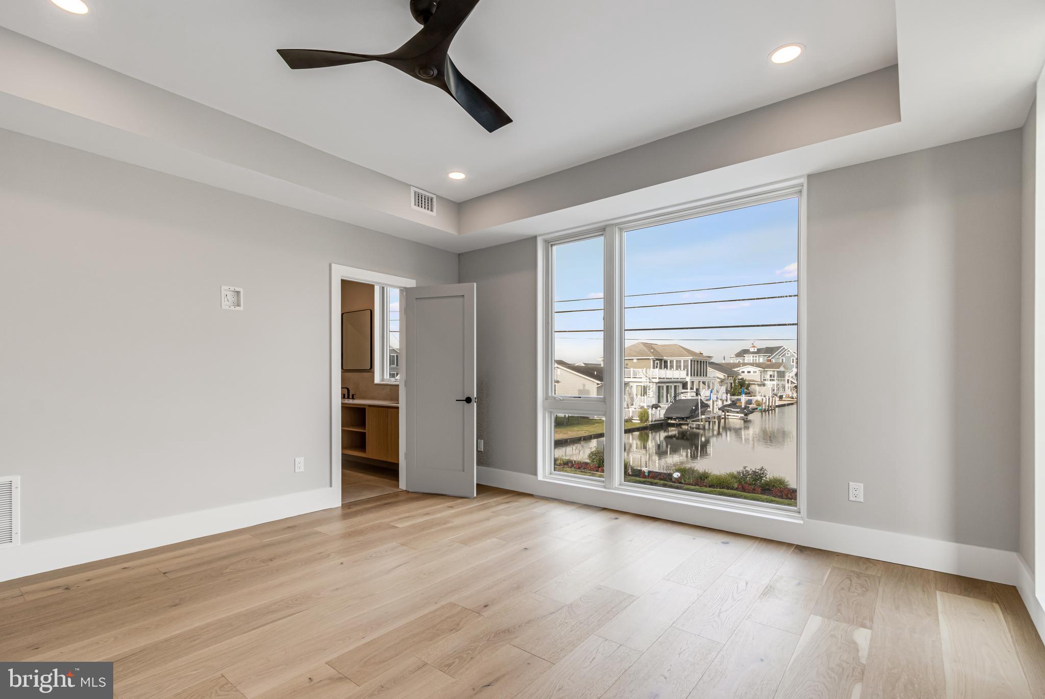 YORK BEACH - Residential