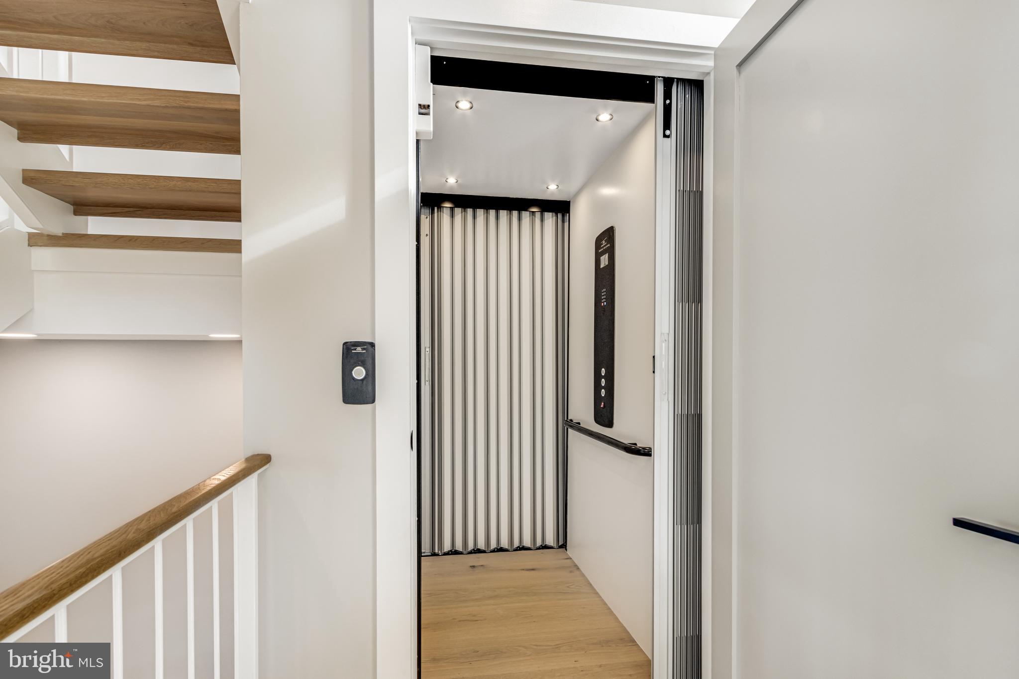 YORK BEACH - Residential